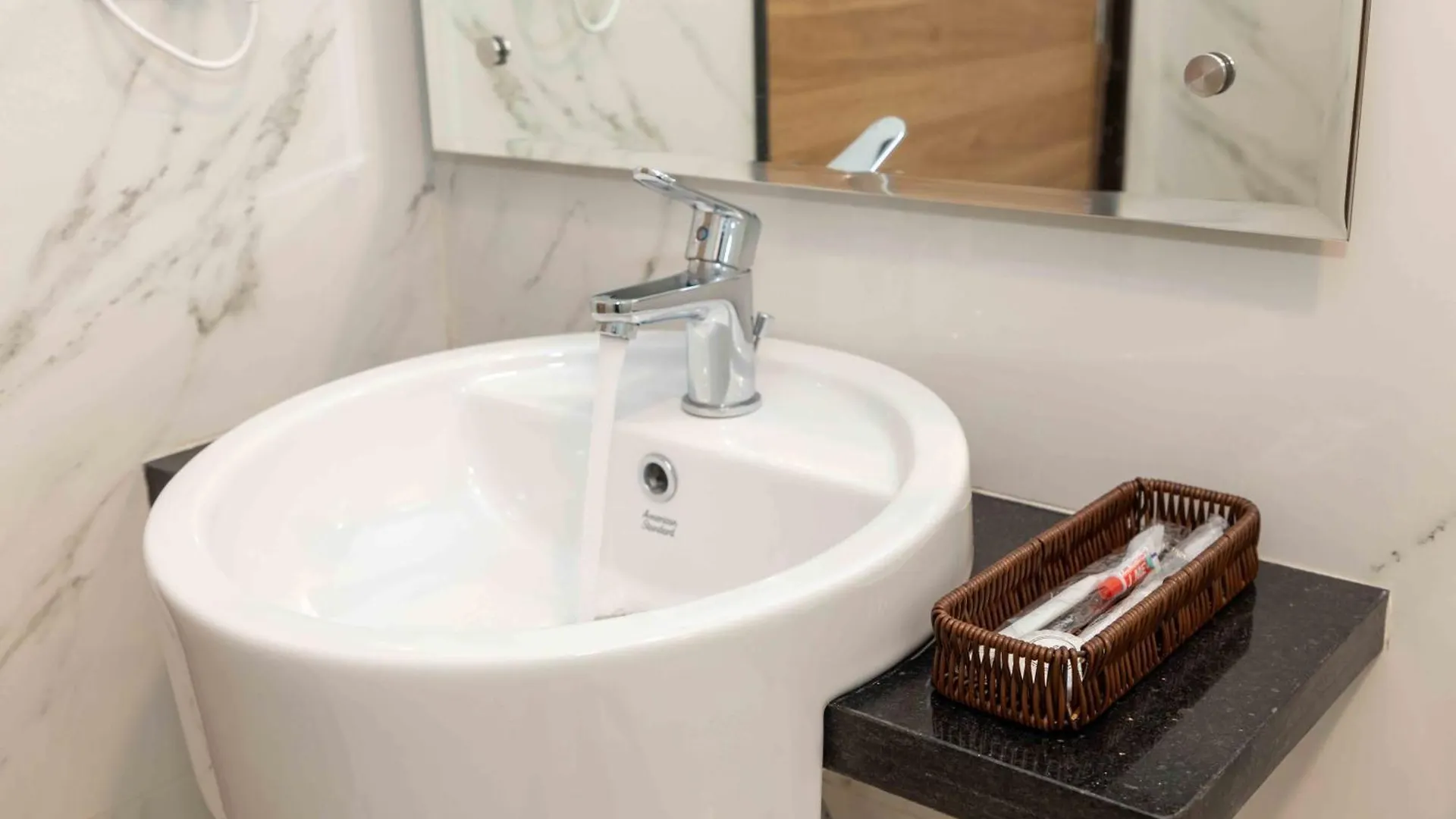 Shuvatara Suites & Spa, Thamel كاتماندو 4*,